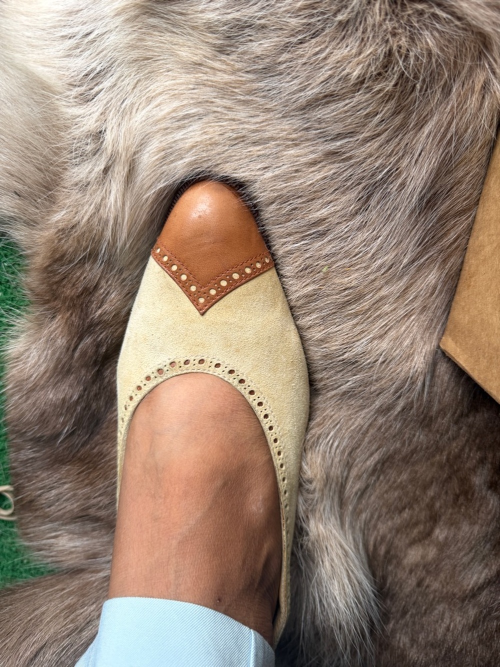 Gucci Beige Suede and Brown Leather Cap-Toe Ballet Flats - Picture 7 of 7